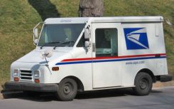 usps-delivery-truck
